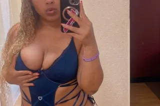 Touch My Thick🍑 Soft Body 5⃣⭐Throat nd GREEK skills 💋From a California Hottie🤤🌴 - Image 2